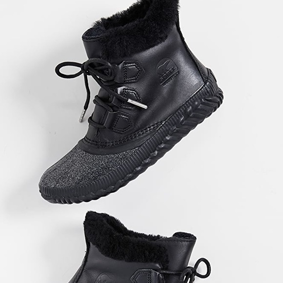 SOREL Boots - Picture 4 of 6